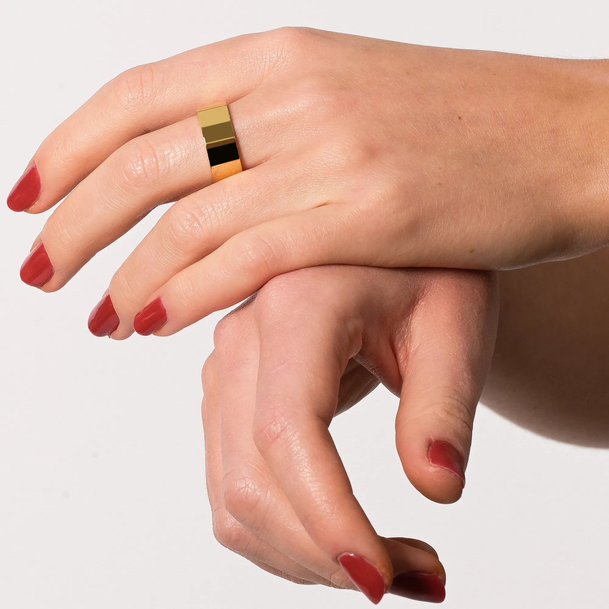 Ring Damen Gold Nephele 6mm | wasserfest