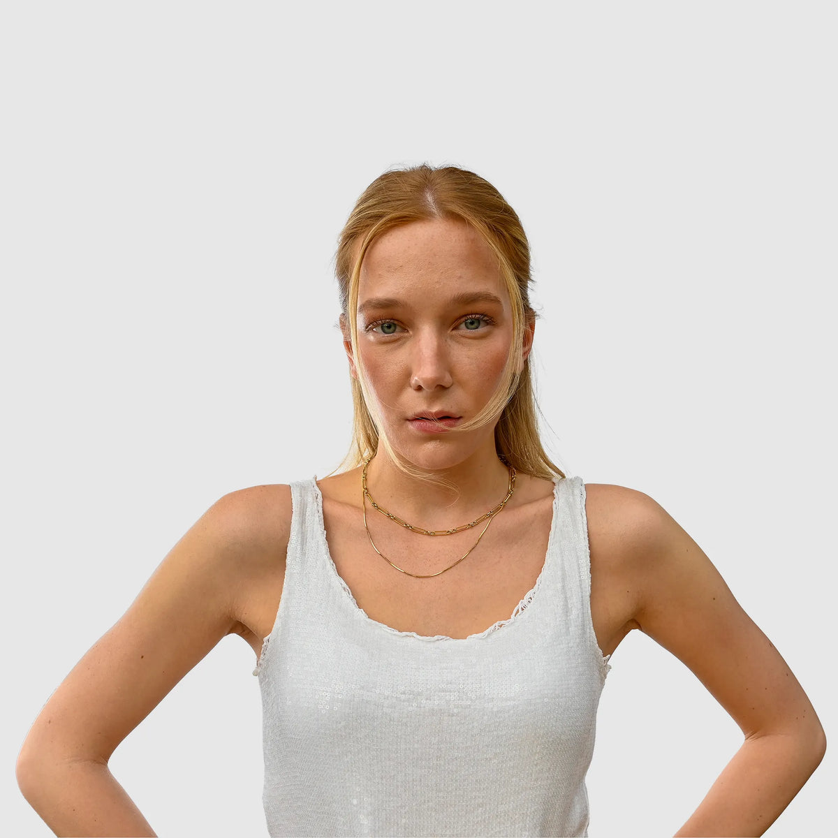 Wasserfeste Layering-Kette aus vergoldetem Edelstahl.