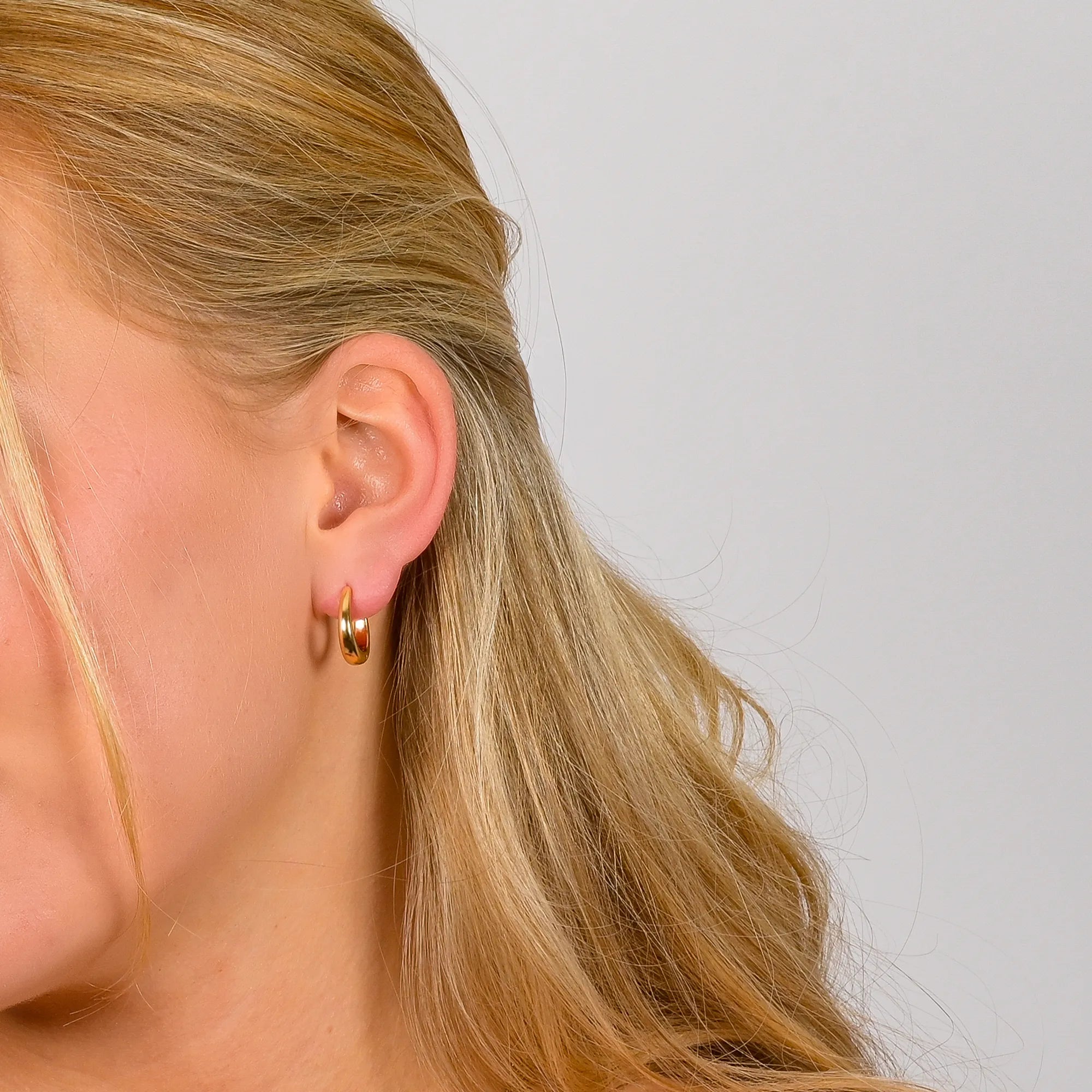 Medium Hoops Ourania