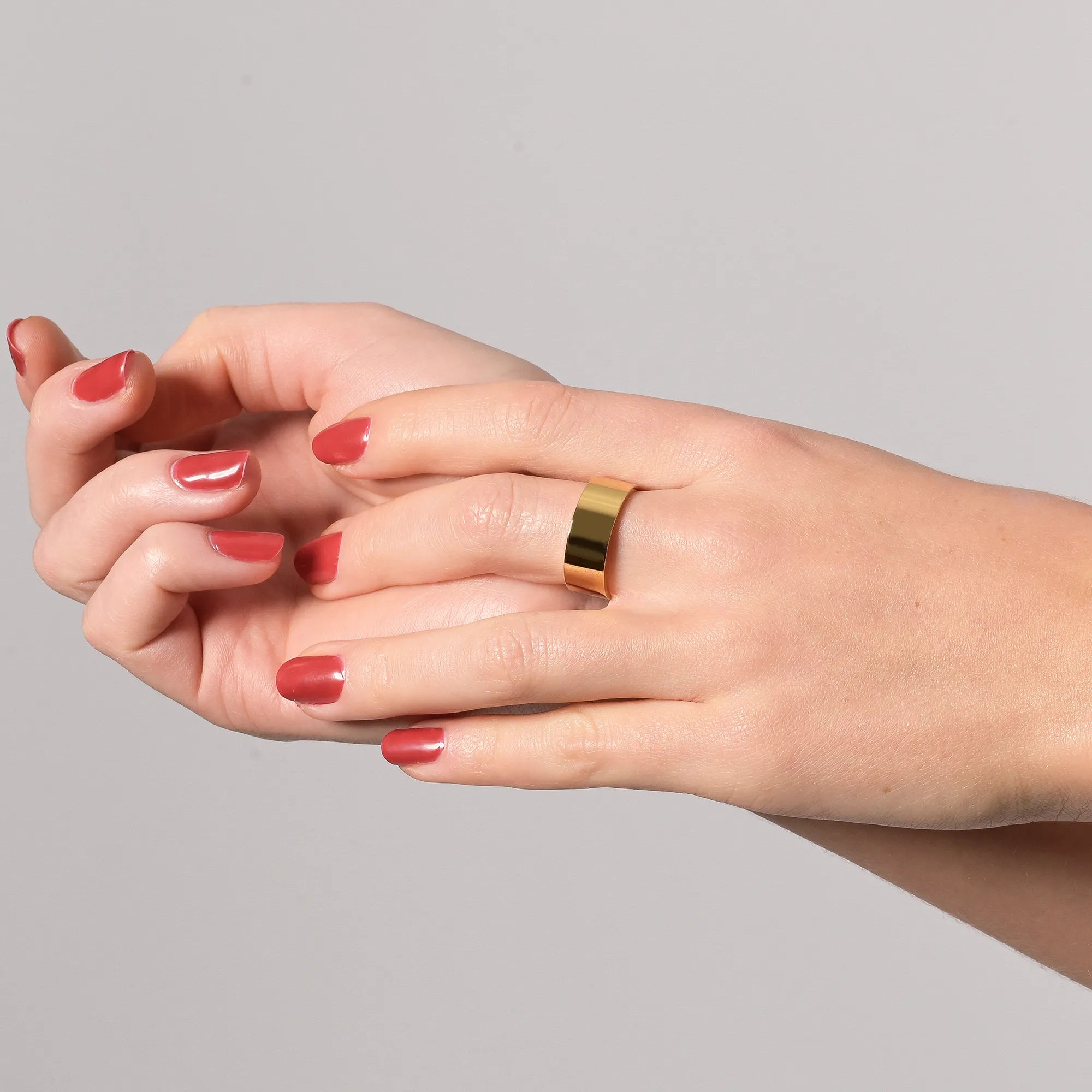 Ring Damen Gold Nephele 6mm | wasserfest