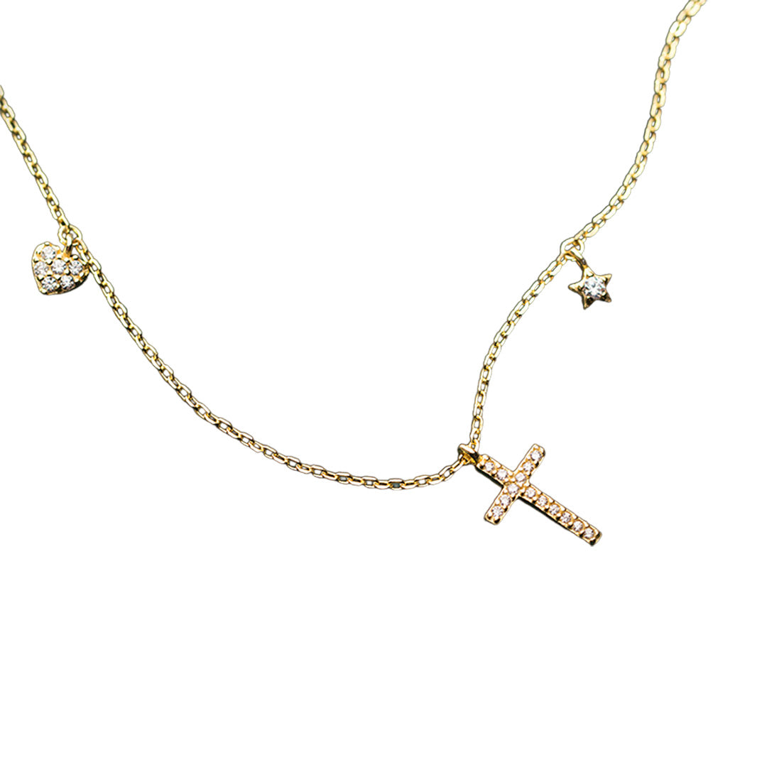 Silberkette in der Farbe Gold. Dieser Damen Silberschmuck besitzt Kreuz-, Herz- und Sternchen Anhänger vom Schmuck Online Gold Silbershop 1887Gem.